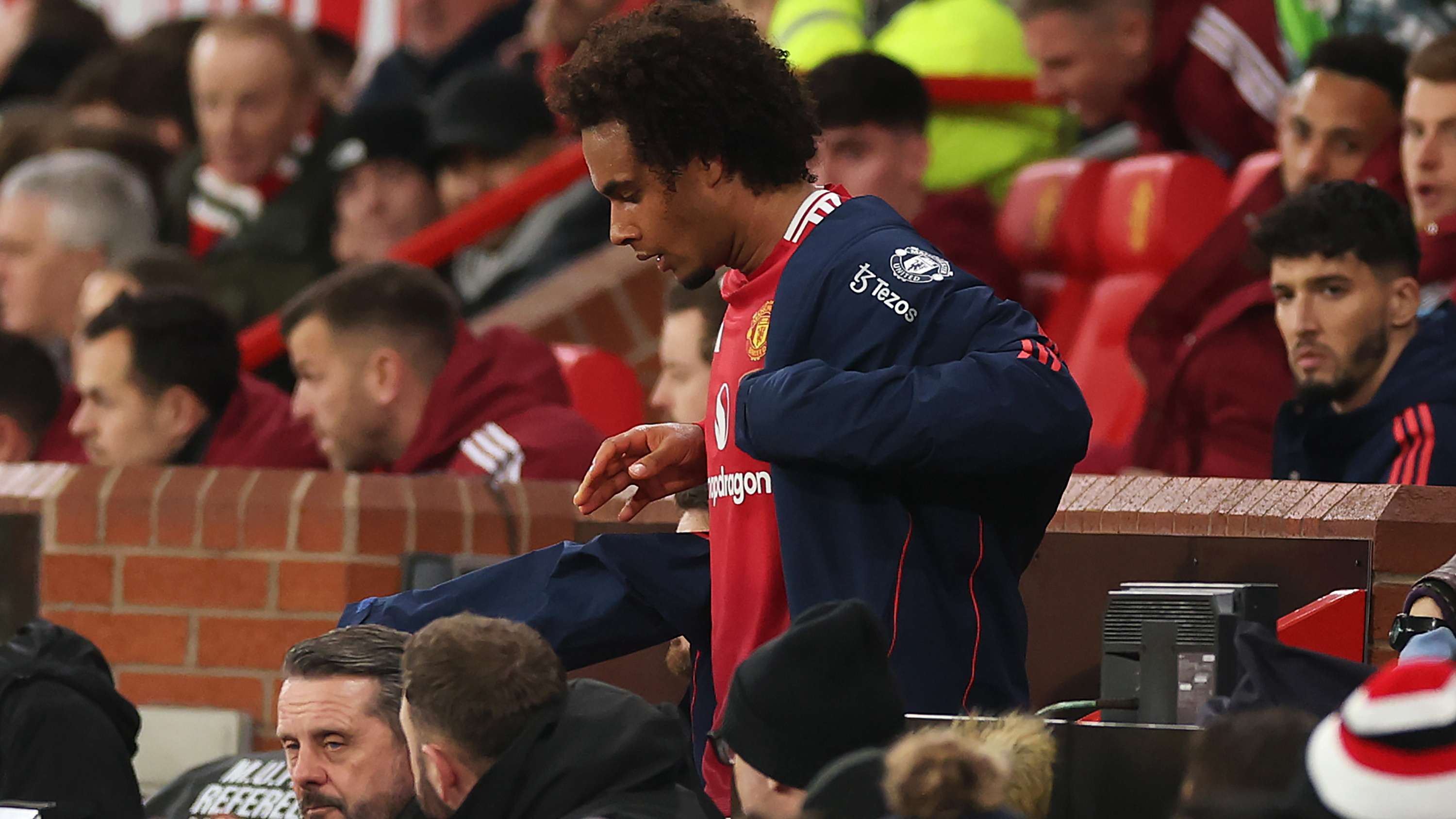 24分惨败！库里复出5犯勇士被雷霆碾压，亚历山大28+11领跑联盟